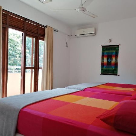 Ocean Breeze Apartment Colombo Exterior foto